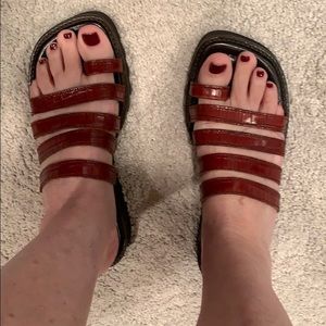Dark red alligator embossed Donald J Pliner sandal